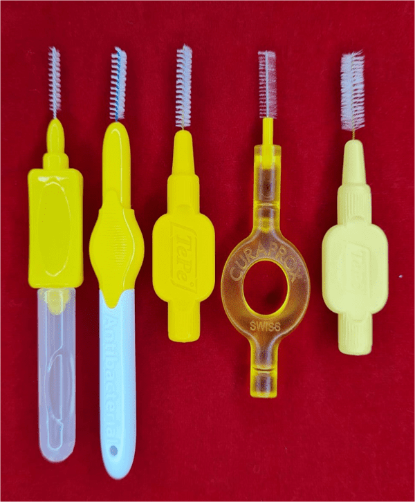 Interdental brushes compared